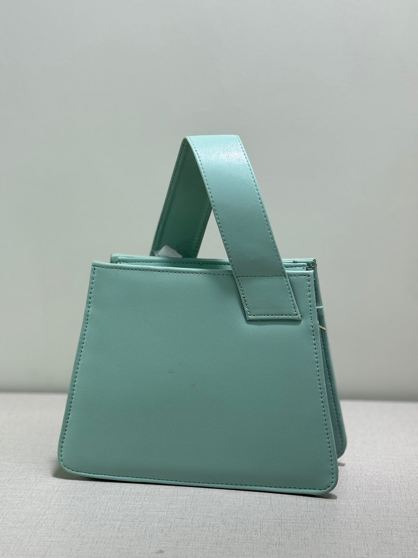 Cross-Body Bags - E63