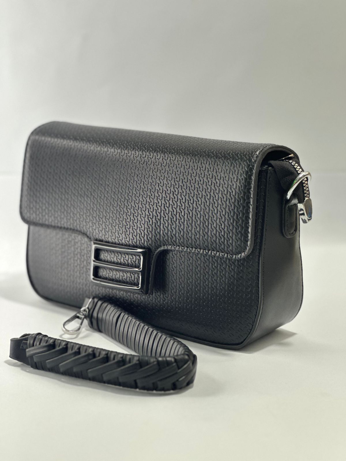 Obsidian Crossbody handbag OCH1